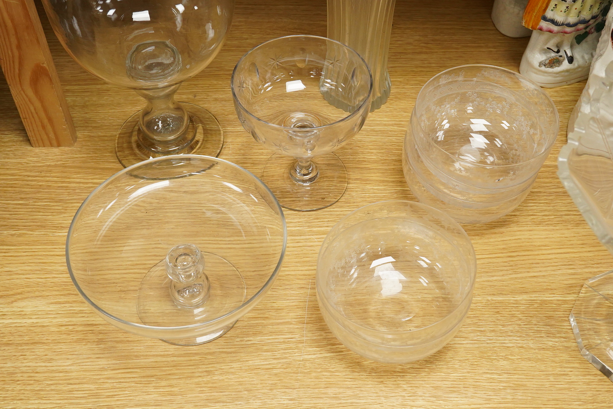 A group of 19th century and later glass; including a set of finger bowls, a comport and large glass celery style vase-29cm high (10)